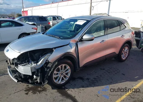 2020 Ford Escape Se z USA, uszkodzony, nr VIN 1FMCU0G67LUB70862